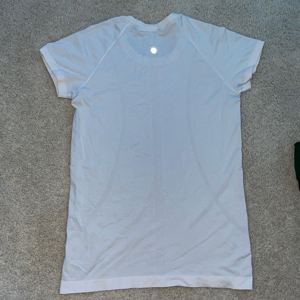 White Lululemon Swiftly Tech 2.0 - image 1